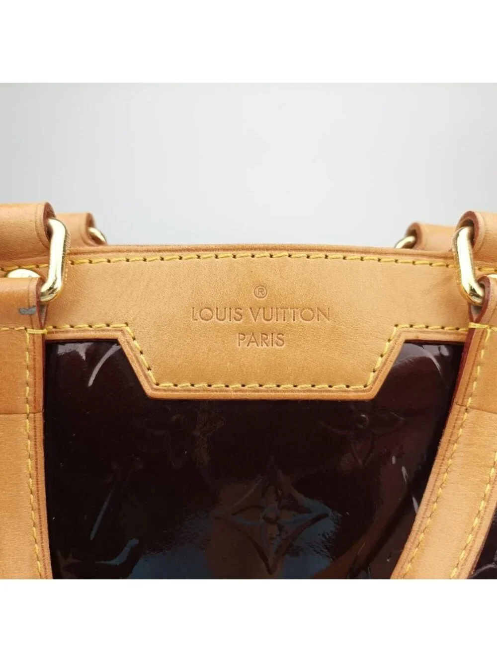 Louis Vuitton Blair MM Amarante Vernis Shoulder